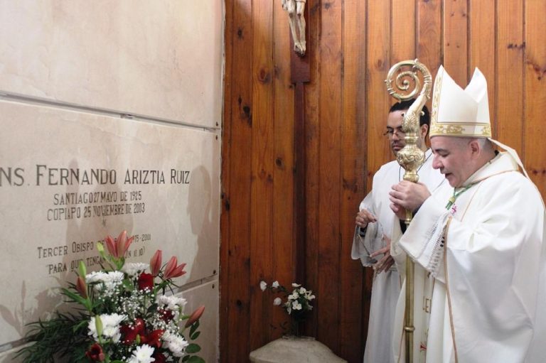 Conmemoración Centenaria en la Catedral de Copiapó
