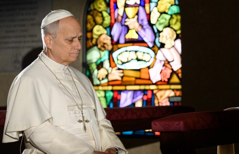 Reza con el Papa: Por los sacerdotes en crisis | Abril 2026